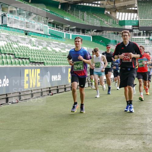 13.09.2026 - 21. swb-Marathon Bremen Michael Burmester http://msf.ph/oto/10453905 13.09.2026 12:51:47 Laufen im Stadion 107, 235, 335, 683, 734, 771, 792, 863, 1033, 1043, 1125, 1146, 1162, 1232, 1455, 1492, 1510, 1613, 1955, 1970, 1998, 2008, 2130, 2295, 2442, 2444, 2447, 2480, 2498, 2759, 2767, 2847, 3085, 3149, 3336, 3440, 3448, 3484, 3566, 3703, 3808, 3830, 3899, 3959, 3988, 4023, 4165, 4283, 4368, 4429, 4473, 4475, 4559, 4571, 4573, 4582, 4727, 4781, 4782, 4888, 4895, 5066, 5079, 5152, 5155, 5168, 5314, 5379, 5521, 5532, 5620, 5627, 5696, 6274, 6471, 6668, 6901, 8033, 8798 meine-sportfotos.de