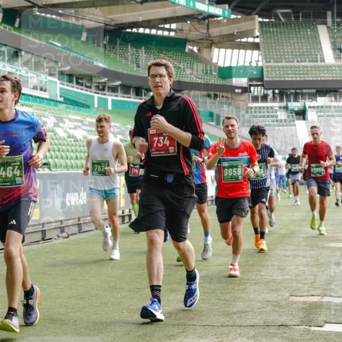 13.09.2026 - 21. swb-Marathon Bremen Michael Burmester http://msf.ph/oto/10453931 13.09.2026 12:51:48 Laufen im Stadion 107, 235, 335, 683, 734, 771, 792, 863, 1033, 1043, 1125, 1146, 1162, 1232, 1455, 1492, 1510, 1613, 1646, 1955, 1970, 1998, 2008, 2130, 2295, 2442, 2444, 2447, 2480, 2498, 2759, 2767, 2847, 3085, 3149, 3336, 3440, 3448, 3484, 3566, 3703, 3808, 3830, 3899, 3959, 3988, 4023, 4165, 4283, 4368, 4429, 4473, 4475, 4559, 4571, 4573, 4582, 4727, 4781, 4782, 4888, 4895, 5066, 5079, 5152, 5155, 5168, 5314, 5379, 5521, 5532, 5620, 5627, 5696, 6274, 6471, 6668, 6901, 8033, 8798 meine-sportfotos.de