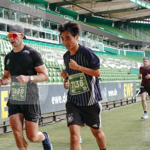 13.09.2026 - 21. swb-Marathon Bremen Michael Burmester http://msf.ph/oto/10454014 13.09.2026 12:51:51 Laufen im Stadion 107, 235, 335, 683, 734, 771, 792, 863, 1033, 1043, 1125, 1146, 1162, 1232, 1455, 1492, 1510, 1613, 1646, 1955, 1970, 1998, 2007, 2008, 2203, 2295, 2442, 2444, 2447, 2480, 2498, 2759, 2767, 2847, 3085, 3149, 3336, 3440, 3448, 3484, 3566, 3703, 3808, 3830, 3899, 3959, 3988, 4023, 4165, 4283, 4368, 4429, 4473, 4475, 4559, 4571, 4573, 4582, 4727, 4781, 4782, 4888, 4895, 5066, 5079, 5152, 5155, 5168, 5379, 5521, 5532, 5620, 5627, 5696, 6274, 6471, 6668, 6901, 8033, 8798 meine-sportfotos.de