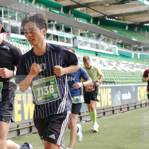 13.09.2026 - 21. swb-Marathon Bremen Michael Burmester http://msf.ph/oto/10454045 13.09.2026 12:51:51 Laufen im Stadion 107, 235, 335, 683, 734, 771, 792, 863, 1033, 1043, 1125, 1146, 1162, 1232, 1455, 1492, 1510, 1613, 1646, 1955, 1970, 1998, 2007, 2008, 2203, 2295, 2442, 2444, 2447, 2480, 2498, 2759, 2767, 2847, 3085, 3149, 3336, 3440, 3448, 3484, 3566, 3703, 3808, 3830, 3899, 3959, 3988, 4023, 4165, 4283, 4368, 4429, 4473, 4475, 4559, 4571, 4573, 4582, 4727, 4781, 4782, 4888, 4895, 5066, 5079, 5152, 5155, 5168, 5379, 5521, 5532, 5620, 5627, 5696, 6274, 6471, 6668, 6901, 8033, 8798 meine-sportfotos.de