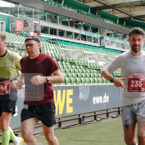 13.09.2026 - 21. swb-Marathon Bremen Michael Burmester http://msf.ph/oto/10454077 13.09.2026 12:51:54 Laufen im Stadion 107, 235, 335, 683, 734, 771, 792, 863, 1033, 1043, 1125, 1146, 1162, 1232, 1252, 1455, 1492, 1510, 1613, 1646, 1955, 1970, 1998, 2007, 2008, 2043, 2203, 2295, 2442, 2444, 2447, 2480, 2498, 2759, 2767, 2847, 3085, 3149, 3336, 3440, 3448, 3484, 3566, 3703, 3808, 3830, 3899, 3959, 3988, 4023, 4165, 4283, 4368, 4429, 4473, 4475, 4559, 4571, 4573, 4582, 4727, 4781, 4782, 4888, 4895, 5066, 5079, 5152, 5155, 5168, 5379, 5521, 5532, 5627, 5696, 6274, 6471, 8033, 8798 meine-sportfotos.de