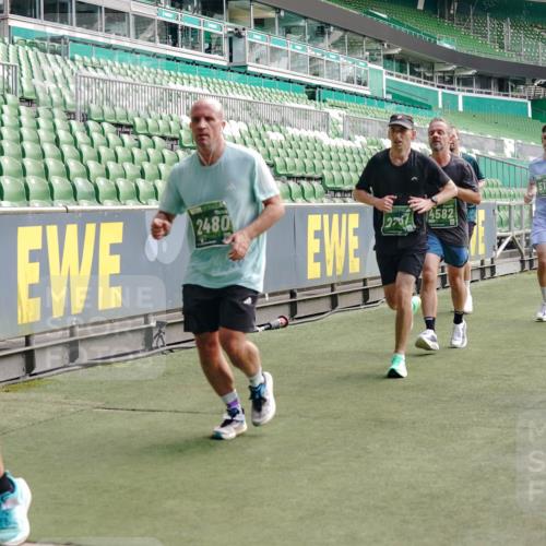 13.09.2026 - 21. swb-Marathon Bremen Michael Burmester http://msf.ph/oto/10454226 13.09.2026 12:51:59 Laufen im Stadion 107, 235, 335, 683, 734, 771, 792, 863, 1033, 1043, 1125, 1146, 1162, 1232, 1252, 1297, 1455, 1492, 1510, 1542, 1613, 1646, 1955, 1970, 2007, 2008, 2043, 2203, 2295, 2442, 2444, 2447, 2480, 2498, 2759, 2767, 2847, 3085, 3149, 3336, 3440, 3448, 3484, 3566, 3703, 3808, 3830, 3899, 3959, 3988, 4023, 4165, 4283, 4368, 4429, 4473, 4475, 4559, 4571, 4573, 4582, 4605, 4727, 4781, 4782, 4888, 4895, 5066, 5079, 5152, 5155, 5168, 5379, 5521, 5532, 5627, 5696, 6274, 6471, 8033, 8798 meine-sportfotos.de