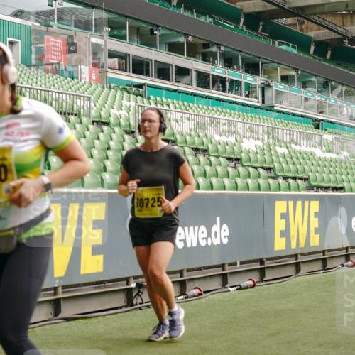 13.09.2026 - 21. swb-Marathon Bremen Michael Burmester http://msf.ph/oto/10454240 13.09.2026 10:32:18 Laufen im Stadion 10067, 10141, 10146, 10166, 10203, 10222, 10226, 10227, 10243, 10246, 10249, 10255, 10256, 10284, 10300, 10322, 10365, 10372, 10379, 10383, 10394, 10410, 10443, 10448, 10471, 10478, 10479, 10486, 10503, 10517, 10518, 10529, 10540, 10543, 10550, 10555, 10565, 10577, 10579, 10589, 10608, 10610, 10626, 10631, 10646, 10670, 10675, 10684, 10685, 10690, 10703, 10704, 10707, 10708, 10721, 10725, 10728, 10771, 10821, 10822, 10838, 11350, 11379 meine-sportfotos.de