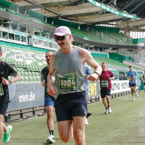 13.09.2026 - 21. swb-Marathon Bremen Michael Burmester http://msf.ph/oto/10454253 13.09.2026 12:52:01 Laufen im Stadion 107, 235, 335, 683, 734, 771, 792, 863, 1033, 1043, 1125, 1146, 1162, 1232, 1252, 1297, 1455, 1492, 1510, 1542, 1613, 1646, 1955, 1970, 2007, 2008, 2043, 2203, 2295, 2442, 2444, 2447, 2480, 2498, 2759, 2767, 2847, 3085, 3149, 3336, 3440, 3448, 3484, 3566, 3703, 3808, 3830, 3899, 3959, 3988, 4023, 4165, 4283, 4368, 4429, 4473, 4475, 4559, 4571, 4573, 4582, 4605, 4727, 4781, 4782, 4888, 4895, 5066, 5079, 5152, 5155, 5168, 5379, 5521, 5532, 5627, 5696, 6274, 6471, 8033, 8798 meine-sportfotos.de