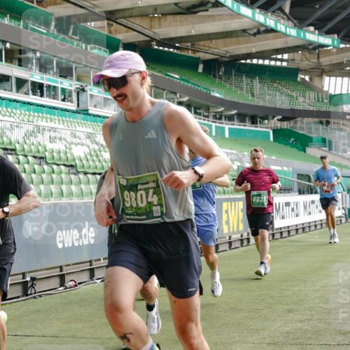 13.09.2026 - 21. swb-Marathon Bremen Michael Burmester http://msf.ph/oto/10454258 13.09.2026 12:52:01 Laufen im Stadion 107, 235, 335, 683, 734, 771, 792, 863, 1033, 1043, 1125, 1146, 1162, 1232, 1252, 1297, 1455, 1492, 1510, 1542, 1613, 1646, 1955, 1970, 2007, 2008, 2043, 2203, 2295, 2442, 2444, 2447, 2480, 2498, 2759, 2767, 2847, 3085, 3149, 3336, 3440, 3448, 3484, 3566, 3703, 3808, 3830, 3899, 3959, 3988, 4023, 4165, 4283, 4368, 4429, 4473, 4475, 4559, 4571, 4573, 4582, 4605, 4727, 4781, 4782, 4888, 4895, 5066, 5079, 5152, 5155, 5168, 5379, 5521, 5532, 5627, 5696, 6274, 6471, 8033, 8798 meine-sportfotos.de