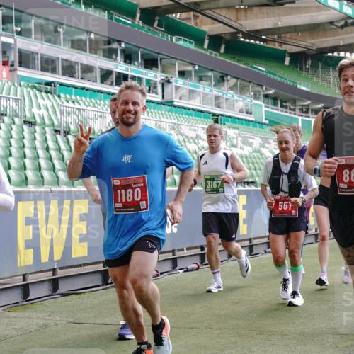 13.09.2026 - 21. swb-Marathon Bremen Michael Burmester http://msf.ph/oto/10454289 13.09.2026 13:10:36 Laufen im Stadion 164, 265, 373, 383, 391, 448, 532, 563, 581, 813, 869, 898, 984, 1072, 1180, 1738, 1855, 1867, 1894, 1967, 2202, 2208, 2232, 2268, 2284, 2299, 2330, 2333, 2339, 2342, 2432, 2443, 2471, 2525, 2530, 2531, 2553, 2573, 2589, 2594, 2654, 2669, 2682, 2714, 2717, 2784, 2785, 2819, 2836, 2920, 2931, 2932, 3026, 3032, 3063, 3086, 3089, 3122, 3159, 3174, 3207, 3208, 3291, 3316, 3333, 3352, 3370, 3398, 3409, 3410, 3437, 3470, 3549, 3707, 3769, 109 meine-sportfotos.de
