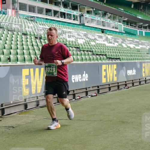 13.09.2026 - 21. swb-Marathon Bremen Michael Burmester http://msf.ph/oto/10454291 13.09.2026 12:52:03 Laufen im Stadion 107, 235, 335, 683, 734, 771, 792, 863, 1033, 1043, 1125, 1146, 1162, 1232, 1252, 1297, 1455, 1492, 1510, 1542, 1613, 1646, 1955, 1970, 2007, 2008, 2043, 2203, 2295, 2442, 2444, 2447, 2480, 2498, 2759, 2767, 2847, 3085, 3149, 3236, 3336, 3440, 3448, 3484, 3566, 3703, 3808, 3830, 3899, 3959, 3988, 4023, 4165, 4283, 4368, 4429, 4473, 4475, 4559, 4571, 4573, 4582, 4605, 4727, 4781, 4782, 4895, 5066, 5079, 5152, 5155, 5168, 5379, 5521, 5532, 5627, 5696, 6274, 6471, 8033, 8798 meine-sportfotos.de