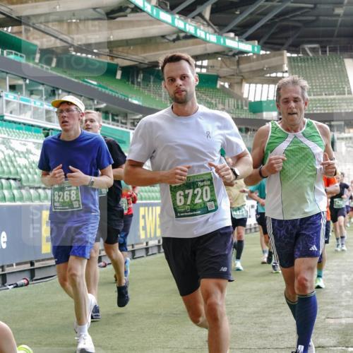 13.09.2026 - 21. swb-Marathon Bremen Michael Burmester http://msf.ph/oto/10454550 13.09.2026 13:10:42 Laufen im Stadion 164, 265, 373, 383, 391, 448, 532, 581, 869, 898, 984, 1180, 1738, 1855, 1867, 1894, 1952, 1967, 2202, 2232, 2268, 2281, 2284, 2299, 2330, 2333, 2339, 2342, 2432, 2443, 2471, 2525, 2530, 2531, 2553, 2573, 2589, 2594, 2654, 2669, 2682, 2714, 2717, 2784, 2785, 2804, 2819, 2836, 2920, 2931, 2932, 3026, 3032, 3063, 3086, 3089, 3122, 3159, 3174, 3207, 3208, 3291, 3316, 3333, 3352, 3370, 3398, 3409, 3410, 3437, 3470, 3549, 3707, 3769, 109 meine-sportfotos.de