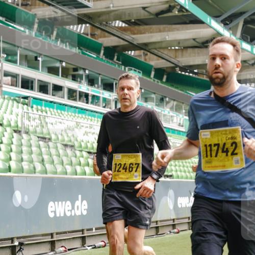 13.09.2026 - 21. swb-Marathon Bremen Michael Burmester http://msf.ph/oto/10454578 13.09.2026 10:32:31 Laufen im Stadion 10067, 10078, 10146, 10166, 10184, 10203, 10211, 10222, 10226, 10243, 10246, 10249, 10255, 10256, 10284, 10300, 10322, 10365, 10372, 10374, 10379, 10383, 10394, 10410, 10443, 10471, 10478, 10479, 10486, 10494, 10503, 10517, 10518, 10529, 10540, 10543, 10550, 10555, 10565, 10577, 10579, 10589, 10608, 10610, 10626, 10631, 10646, 10670, 10675, 10684, 10685, 10690, 10703, 10704, 10707, 10708, 10721, 10725, 10728, 10745, 10771, 10794 meine-sportfotos.de