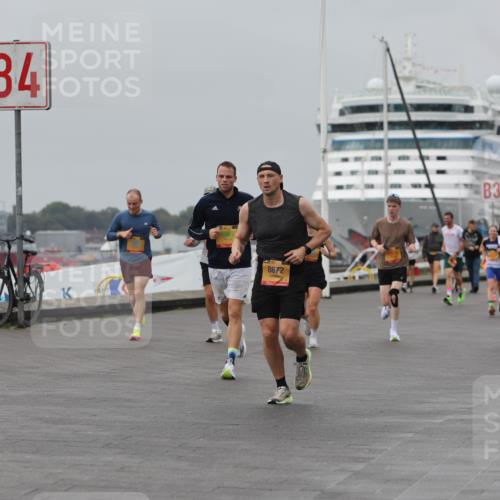 13.09.2026 - Kiel Lauf Andreas Tolksdorf http://msf.ph/oto/10454634 13.09.2026 11:54:43 Kiellinie 4, 8007, 8872, 3 meine-sportfotos.de