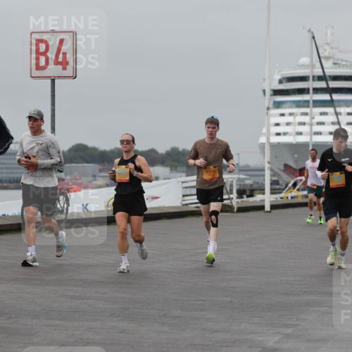 13.09.2026 - Kiel Lauf Andreas Tolksdorf http://msf.ph/oto/10454679 13.09.2026 11:54:45 Kiellinie 8007, 4, 415, 7374, 3 meine-sportfotos.de