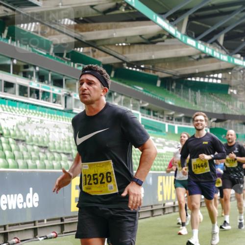 13.09.2026 - 21. swb-Marathon Bremen Michael Burmester http://msf.ph/oto/10454688 13.09.2026 10:32:33 Laufen im Stadion 10067, 10078, 10146, 10166, 10184, 10203, 10211, 10222, 10226, 10243, 10246, 10249, 10255, 10256, 10284, 10300, 10322, 10365, 10372, 10374, 10379, 10383, 10394, 10408, 10410, 10443, 10471, 10478, 10479, 10486, 10494, 10503, 10517, 10518, 10529, 10530, 10540, 10543, 10550, 10555, 10565, 10577, 10579, 10589, 10608, 10610, 10626, 10631, 10646, 10670, 10675, 10684, 10685, 10690, 10703, 10704, 10707, 10708, 10721, 10725, 10728, 10745, 10749, 10771, 10794 meine-sportfotos.de