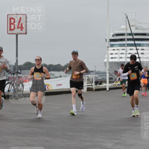 13.09.2026 - Kiel Lauf Andreas Tolksdorf http://msf.ph/oto/10454696 13.09.2026 11:54:46 Kiellinie 4, 3 meine-sportfotos.de