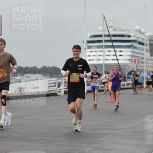 13.09.2026 - Kiel Lauf Andreas Tolksdorf http://msf.ph/oto/10454748 13.09.2026 11:54:48 Kiellinie 4, 7374, 38, 3 meine-sportfotos.de