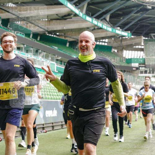 13.09.2026 - 21. swb-Marathon Bremen Michael Burmester http://msf.ph/oto/10454804 13.09.2026 10:32:35 Laufen im Stadion 10067, 10078, 10146, 10166, 10184, 10203, 10211, 10222, 10226, 10243, 10246, 10249, 10255, 10256, 10300, 10322, 10365, 10372, 10374, 10379, 10383, 10394, 10408, 10410, 10443, 10471, 10478, 10479, 10486, 10494, 10503, 10517, 10518, 10529, 10530, 10540, 10543, 10550, 10555, 10565, 10579, 10589, 10608, 10610, 10626, 10631, 10646, 10670, 10675, 10684, 10690, 10703, 10704, 10707, 10708, 10721, 10725, 10728, 10745, 10749, 10750, 10771, 10794 meine-sportfotos.de