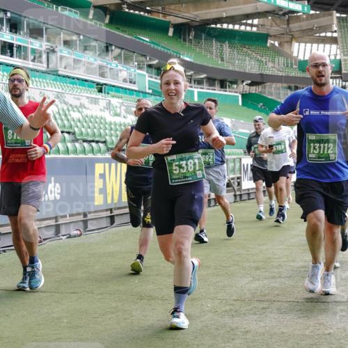 13.09.2026 - 21. swb-Marathon Bremen Michael Burmester http://msf.ph/oto/10454915 13.09.2026 13:10:48 Laufen im Stadion 164, 265, 373, 391, 448, 581, 869, 898, 984, 1180, 1738, 1855, 1867, 1894, 1952, 1967, 2202, 2232, 2268, 2281, 2284, 2299, 2330, 2333, 2339, 2342, 2353, 2432, 2443, 2471, 2525, 2530, 2531, 2553, 2573, 2589, 2594, 2654, 2669, 2682, 2714, 2717, 2784, 2785, 2804, 2819, 2836, 2920, 2932, 3026, 3032, 3063, 3082, 3086, 3089, 3122, 3159, 3174, 3207, 3208, 3291, 3316, 3333, 3352, 3370, 3398, 3409, 3410, 3470, 3549, 3707, 3769, 109, 551 meine-sportfotos.de