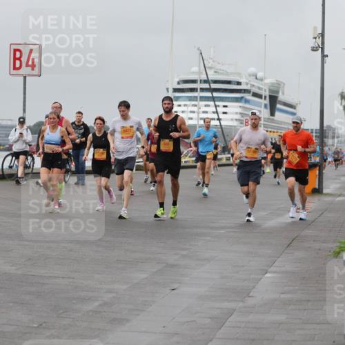 13.09.2026 - Kiel Lauf Andreas Tolksdorf http://msf.ph/oto/10454967 13.09.2026 11:55:12 Kiellinie 4, 12292, 8427, 500, 11180 meine-sportfotos.de