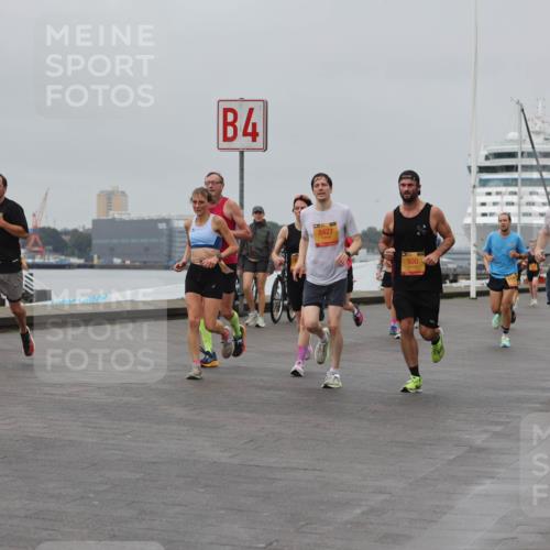 13.09.2026 - Kiel Lauf Andreas Tolksdorf http://msf.ph/oto/10455001 13.09.2026 11:55:13 Kiellinie 4, 8427, 500, 11180 meine-sportfotos.de