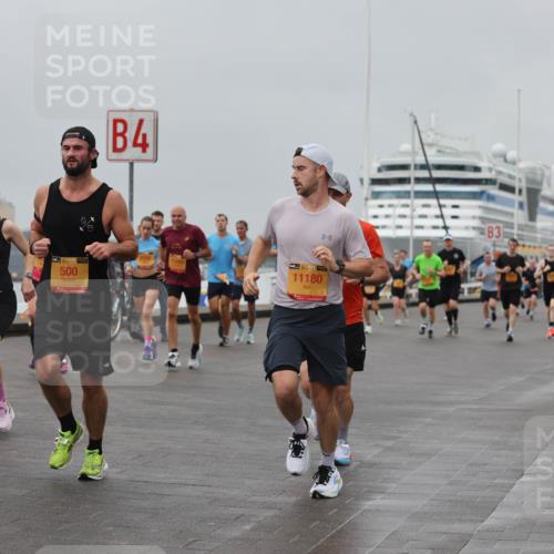 13.09.2026 - Kiel Lauf Andreas Tolksdorf http://msf.ph/oto/10455026 13.09.2026 11:55:15 Kiellinie 39, 8427, 4, 12292, 38, 500, 38, 11180, 3 meine-sportfotos.de