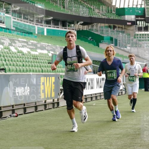 13.09.2026 - 21. swb-Marathon Bremen Michael Burmester http://msf.ph/oto/10455117 13.09.2026 12:52:45 Laufen im Stadion 102, 107, 145, 235, 376, 541, 615, 616, 683, 734, 755, 792, 863, 982, 985, 987, 1033, 1043, 1056, 1125, 1146, 1162, 1232, 1252, 1297, 1433, 1445, 1492, 1528, 1542, 1646, 1664, 1704, 1707, 1814, 1955, 2007, 2008, 2043, 2203, 2280, 2350, 2362, 2401, 2422, 2447, 2454, 2480, 2498, 2759, 2767, 2820, 2847, 2858, 2997, 3085, 3149, 3236, 3336, 3362, 3448, 3566, 3703, 3830, 3899, 3988, 4165, 4283, 4429, 4475, 4571, 4573, 4582, 4605, 4727, 4781, 4782, 4895, 5079, 5152, 5168, 5379 meine-sportfotos.de