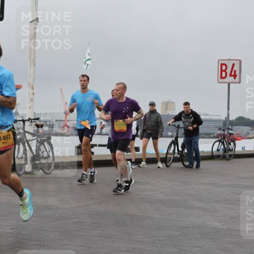 13.09.2026 - Kiel Lauf Andreas Tolksdorf http://msf.ph/oto/10455142 13.09.2026 11:55:19 Kiellinie 2, 195, 239, 11493, 11492, 11728, 4 meine-sportfotos.de