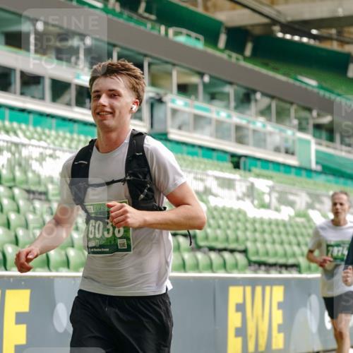 13.09.2026 - 21. swb-Marathon Bremen Michael Burmester http://msf.ph/oto/10455179 13.09.2026 12:52:47 Laufen im Stadion 102, 107, 145, 235, 376, 541, 615, 616, 683, 734, 740, 755, 792, 863, 982, 985, 987, 1033, 1043, 1056, 1125, 1146, 1162, 1232, 1252, 1297, 1433, 1445, 1492, 1528, 1542, 1646, 1664, 1704, 1707, 1814, 1955, 2007, 2008, 2043, 2203, 2280, 2350, 2362, 2401, 2422, 2447, 2454, 2480, 2498, 2759, 2767, 2820, 2847, 2858, 2997, 3085, 3149, 3236, 3336, 3362, 3448, 3566, 3703, 3830, 3899, 3988, 4165, 4283, 4429, 4475, 4571, 4573, 4582, 4605, 4895, 5079, 5152, 5168, 5379 meine-sportfotos.de