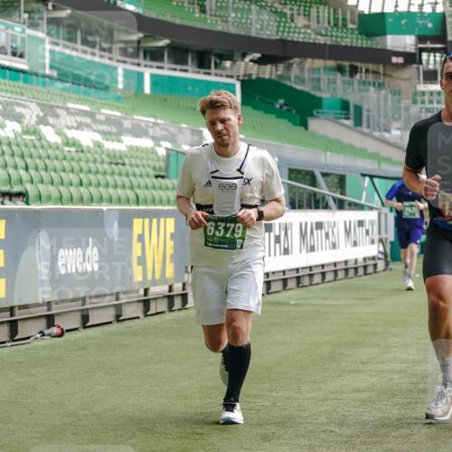 13.09.2026 - 21. swb-Marathon Bremen Michael Burmester http://msf.ph/oto/10455222 13.09.2026 12:52:48 Laufen im Stadion 102, 107, 145, 235, 313, 376, 541, 615, 616, 683, 696, 734, 740, 755, 792, 863, 982, 985, 987, 1033, 1043, 1056, 1125, 1146, 1162, 1232, 1252, 1297, 1433, 1445, 1492, 1528, 1542, 1646, 1664, 1704, 1707, 1814, 1955, 2007, 2008, 2043, 2203, 2280, 2350, 2362, 2401, 2422, 2447, 2454, 2480, 2498, 2759, 2767, 2820, 2847, 2858, 2997, 3085, 3149, 3236, 3336, 3362, 3448, 3566, 3703, 3830, 3899, 3988, 4165, 4283, 4429, 4475, 4571, 4573, 4582, 4605, 4895, 5079, 5152, 5168, 5379 meine-sportfotos.de