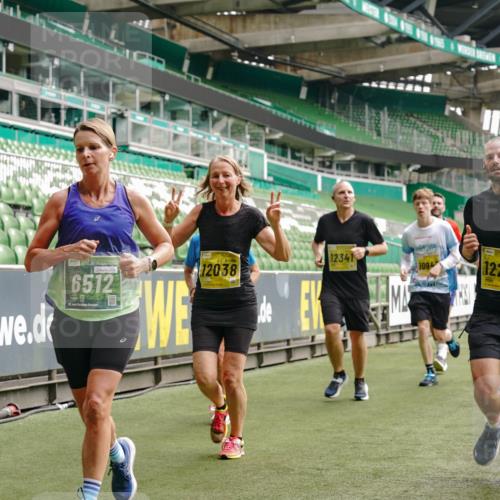 13.09.2026 - 21. swb-Marathon Bremen Michael Burmester http://msf.ph/oto/10455258 13.09.2026 10:32:44 Laufen im Stadion 10067, 10078, 10146, 10166, 10184, 10203, 10211, 10222, 10226, 10243, 10246, 10249, 10255, 10256, 10300, 10322, 10365, 10372, 10374, 10379, 10383, 10394, 10408, 10410, 10443, 10471, 10478, 10486, 10494, 10503, 10517, 10518, 10529, 10530, 10540, 10543, 10550, 10555, 10565, 10579, 10589, 10608, 10610, 10626, 10631, 10646, 10670, 10673, 10675, 10687, 10690, 10703, 10704, 10707, 10708, 10721, 10725, 10728, 10745, 10749, 10750, 10771, 10794 meine-sportfotos.de