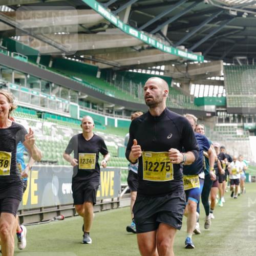 13.09.2026 - 21. swb-Marathon Bremen Michael Burmester http://msf.ph/oto/10455273 13.09.2026 10:32:44 Laufen im Stadion 10067, 10078, 10146, 10166, 10184, 10203, 10211, 10222, 10226, 10243, 10246, 10249, 10255, 10256, 10300, 10322, 10365, 10372, 10374, 10379, 10383, 10394, 10408, 10410, 10443, 10471, 10478, 10486, 10494, 10503, 10517, 10518, 10529, 10530, 10540, 10543, 10550, 10555, 10565, 10579, 10589, 10608, 10610, 10626, 10631, 10646, 10670, 10673, 10675, 10687, 10690, 10703, 10704, 10707, 10708, 10721, 10725, 10728, 10745, 10749, 10750, 10771, 10794 meine-sportfotos.de