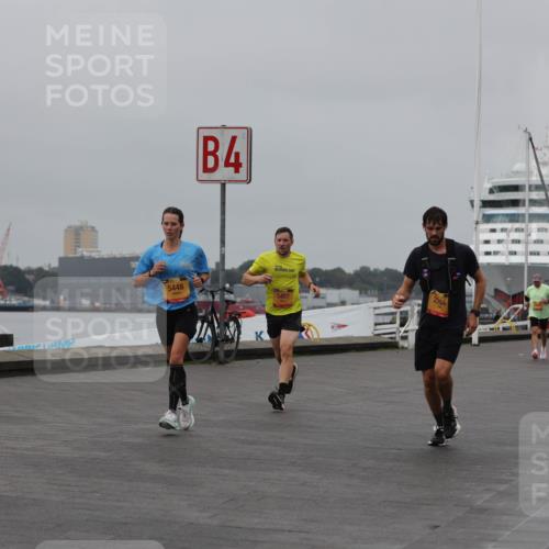 13.09.2026 - Kiel Lauf Andreas Tolksdorf http://msf.ph/oto/10455337 13.09.2026 11:55:38 Kiellinie 182, 5448, 4, 2144, 5407, 3 meine-sportfotos.de