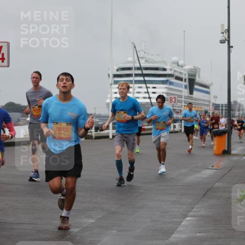 13.09.2026 - Kiel Lauf Andreas Tolksdorf http://msf.ph/oto/10455423 13.09.2026 11:55:50 Kiellinie 5263, 4, 39, 4823, 139, 8649, 3 meine-sportfotos.de
