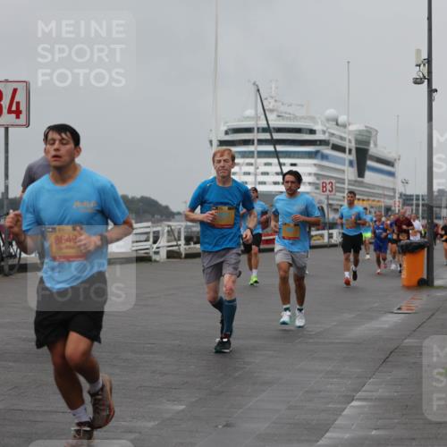 13.09.2026 - Kiel Lauf Andreas Tolksdorf http://msf.ph/oto/10455436 13.09.2026 11:55:50 Kiellinie 39, 4, 3, 1, 39, 8649 meine-sportfotos.de