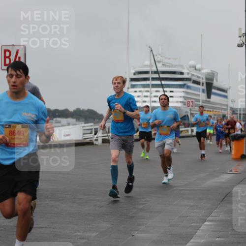 13.09.2026 - Kiel Lauf Andreas Tolksdorf http://msf.ph/oto/10455445 13.09.2026 11:55:50 Kiellinie 102, 39, 8649, 3 meine-sportfotos.de