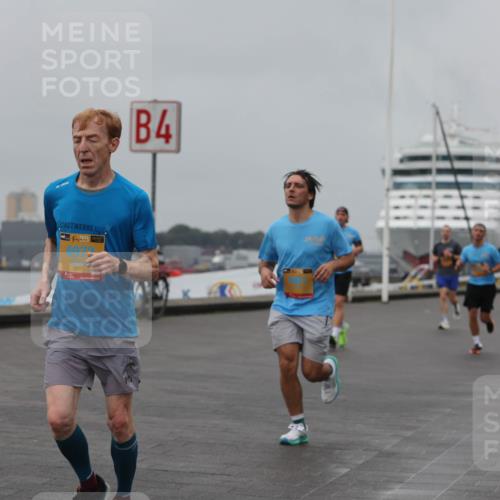 13.09.2026 - Kiel Lauf Andreas Tolksdorf http://msf.ph/oto/10455479 13.09.2026 11:55:52 Kiellinie 38, 4973, 4 meine-sportfotos.de