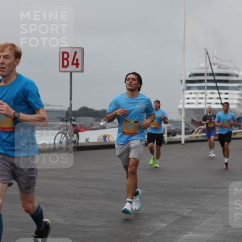 13.09.2026 - Kiel Lauf Andreas Tolksdorf http://msf.ph/oto/10455485 13.09.2026 11:55:53 Kiellinie 4, 38, 3 meine-sportfotos.de