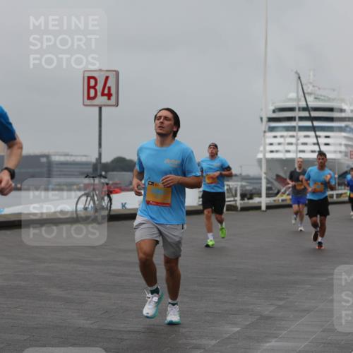 13.09.2026 - Kiel Lauf Andreas Tolksdorf http://msf.ph/oto/10455495 13.09.2026 11:55:53 Kiellinie 4, 3 meine-sportfotos.de