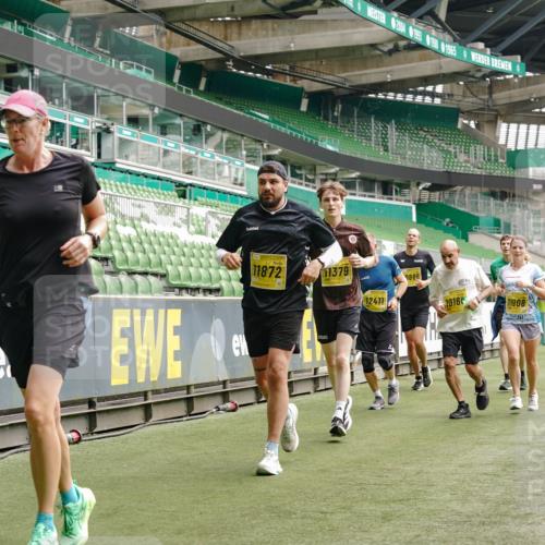 13.09.2026 - 21. swb-Marathon Bremen Michael Burmester http://msf.ph/oto/10455602 13.09.2026 10:32:51 Laufen im Stadion 10067, 10078, 10146, 10166, 10184, 10203, 10211, 10222, 10226, 10236, 10243, 10246, 10249, 10255, 10256, 10300, 10322, 10365, 10372, 10374, 10379, 10383, 10394, 10408, 10410, 10423, 10443, 10486, 10494, 10503, 10517, 10518, 10529, 10530, 10540, 10543, 10550, 10555, 10565, 10578, 10589, 10608, 10610, 10626, 10631, 10646, 10670, 10673, 10675, 10687, 10690, 10703, 10704, 10707, 10708, 10721, 10725, 10728, 10745, 10749, 10750, 10771, 10788, 10794, 10809 meine-sportfotos.de