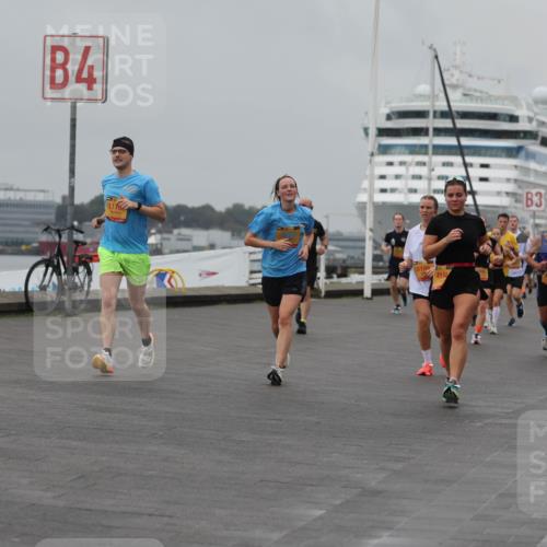 13.09.2026 - Kiel Lauf Andreas Tolksdorf http://msf.ph/oto/10455632 13.09.2026 11:56:04 Kiellinie 4, 40, 1116, 6199, 4194, 3, 5164 meine-sportfotos.de