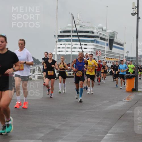 13.09.2026 - Kiel Lauf Andreas Tolksdorf http://msf.ph/oto/10455677 13.09.2026 11:56:07 Kiellinie 4, 1960, 5164, 3, 81 meine-sportfotos.de