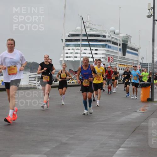 13.09.2026 - Kiel Lauf Andreas Tolksdorf http://msf.ph/oto/10455691 13.09.2026 11:56:08 Kiellinie 4, 10956, 6199, 1960, 5164, 3, 2 meine-sportfotos.de