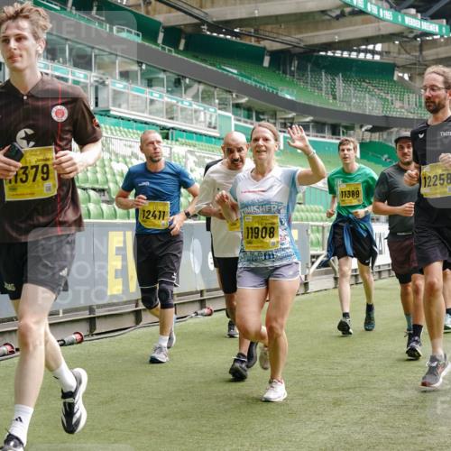 13.09.2026 - 21. swb-Marathon Bremen Michael Burmester http://msf.ph/oto/10455722 13.09.2026 10:32:53 Laufen im Stadion 10067, 10078, 10166, 10184, 10203, 10211, 10226, 10236, 10243, 10246, 10249, 10255, 10256, 10300, 10322, 10365, 10372, 10374, 10379, 10383, 10394, 10408, 10410, 10423, 10443, 10486, 10494, 10503, 10517, 10518, 10529, 10530, 10540, 10543, 10550, 10555, 10565, 10578, 10589, 10608, 10610, 10631, 10646, 10670, 10673, 10675, 10687, 10690, 10703, 10704, 10707, 10721, 10725, 10728, 10745, 10749, 10750, 10771, 10788, 10794, 10809 meine-sportfotos.de
