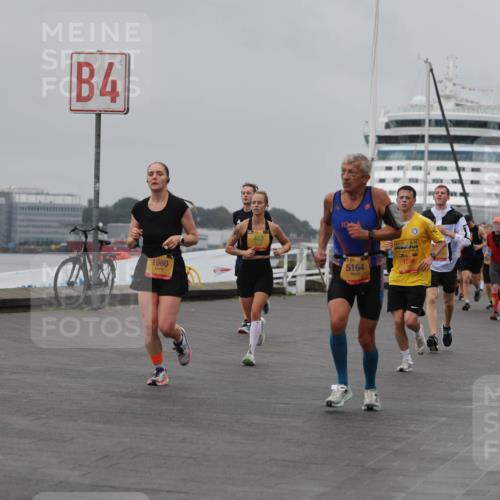 13.09.2026 - Kiel Lauf Andreas Tolksdorf http://msf.ph/oto/10455730 13.09.2026 11:56:09 Kiellinie 6199, 4, 1960, 423, 5164, 1596, 3 meine-sportfotos.de