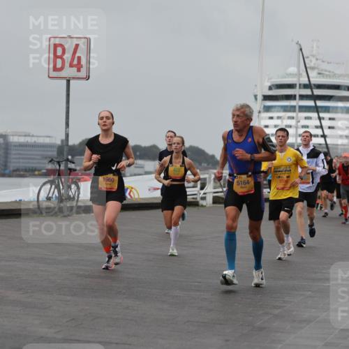 13.09.2026 - Kiel Lauf Andreas Tolksdorf http://msf.ph/oto/10455732 13.09.2026 11:56:09 Kiellinie 4, 1960, 423, 5164, 1596, 3 meine-sportfotos.de
