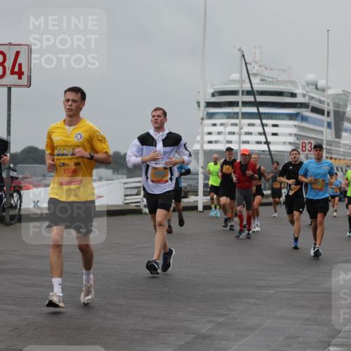 13.09.2026 - Kiel Lauf Andreas Tolksdorf http://msf.ph/oto/10455779 13.09.2026 11:56:12 Kiellinie 423, 4727, 4, 1596, 3 meine-sportfotos.de