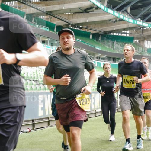 13.09.2026 - 21. swb-Marathon Bremen Michael Burmester http://msf.ph/oto/10455837 13.09.2026 10:32:55 Laufen im Stadion 10018, 10067, 10078, 10166, 10184, 10203, 10211, 10226, 10236, 10243, 10246, 10249, 10255, 10256, 10297, 10300, 10322, 10365, 10372, 10374, 10379, 10383, 10394, 10408, 10410, 10423, 10428, 10443, 10486, 10494, 10503, 10517, 10518, 10529, 10530, 10540, 10543, 10550, 10555, 10565, 10578, 10589, 10608, 10610, 10631, 10646, 10670, 10673, 10675, 10687, 10690, 10703, 10704, 10707, 10721, 10725, 10728, 10745, 10749, 10750, 10771, 10788, 10794, 10809 meine-sportfotos.de