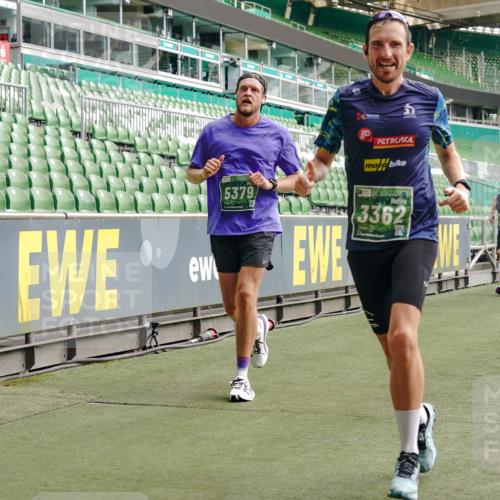 13.09.2026 - 21. swb-Marathon Bremen Michael Burmester http://msf.ph/oto/10455854 13.09.2026 12:53:11 Laufen im Stadion 102, 107, 145, 235, 313, 376, 472, 541, 560, 615, 616, 675, 683, 696, 740, 755, 792, 816, 863, 982, 985, 987, 1033, 1056, 1076, 1207, 1232, 1252, 1297, 1419, 1433, 1445, 1468, 1492, 1528, 1542, 1551, 1646, 1664, 1704, 1707, 1814, 1955, 2007, 2008, 2043, 2055, 2203, 2280, 2350, 2362, 2401, 2422, 2454, 2480, 2498, 2623, 2767, 2820, 2847, 2858, 2997, 3085, 3149, 3236, 3336, 3362, 3413, 3448, 3566, 3830, 3899, 3988, 4283, 4475, 4573, 4605, 5152 meine-sportfotos.de