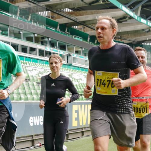 13.09.2026 - 21. swb-Marathon Bremen Michael Burmester http://msf.ph/oto/10455900 13.09.2026 10:32:57 Laufen im Stadion 10018, 10067, 10078, 10166, 10184, 10203, 10211, 10226, 10236, 10243, 10246, 10249, 10255, 10256, 10297, 10300, 10322, 10365, 10372, 10374, 10379, 10383, 10394, 10408, 10410, 10423, 10428, 10443, 10486, 10494, 10503, 10517, 10518, 10529, 10530, 10540, 10543, 10550, 10555, 10565, 10578, 10608, 10610, 10631, 10646, 10670, 10673, 10675, 10687, 10690, 10703, 10704, 10707, 10721, 10725, 10728, 10745, 10749, 10750, 10771, 10788, 10794, 10809 meine-sportfotos.de
