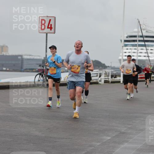 13.09.2026 - Kiel Lauf Andreas Tolksdorf http://msf.ph/oto/10455948 13.09.2026 11:56:27 Kiellinie 4, 5364, 4274, 83 meine-sportfotos.de
