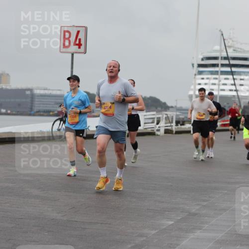 13.09.2026 - Kiel Lauf Andreas Tolksdorf http://msf.ph/oto/10455953 13.09.2026 11:56:27 Kiellinie 4, 5364, 4274, 3 meine-sportfotos.de