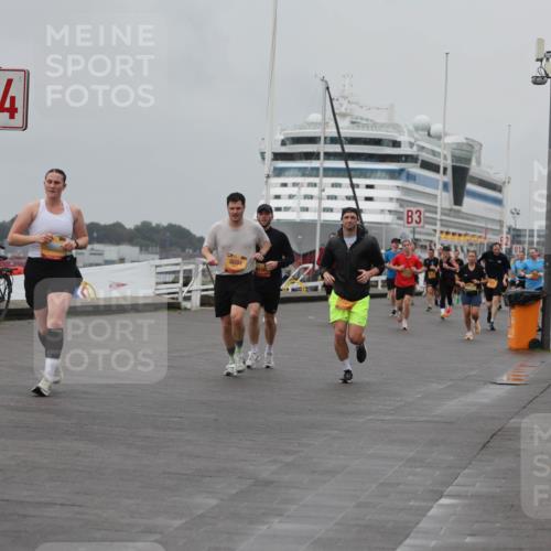 13.09.2026 - Kiel Lauf Andreas Tolksdorf http://msf.ph/oto/10455964 13.09.2026 11:56:28 Kiellinie 8694, 3 meine-sportfotos.de